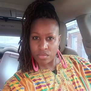 Meet your Posher, Desiree